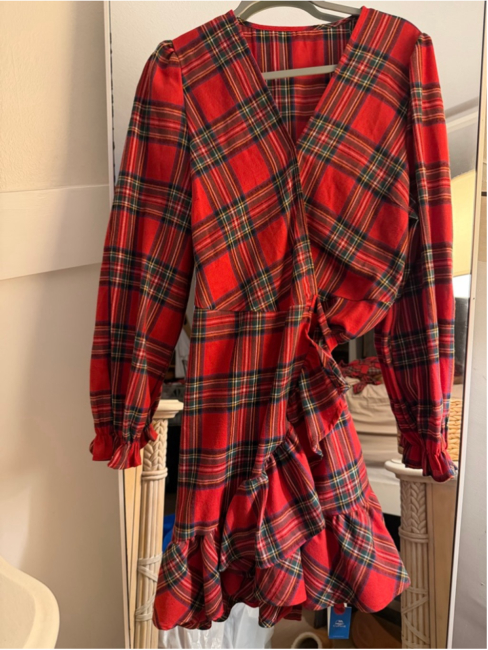 NEW CUPSHE Red Plaid Wrap Long Sleeve Ruffle Dress L - Picture 6 of 6